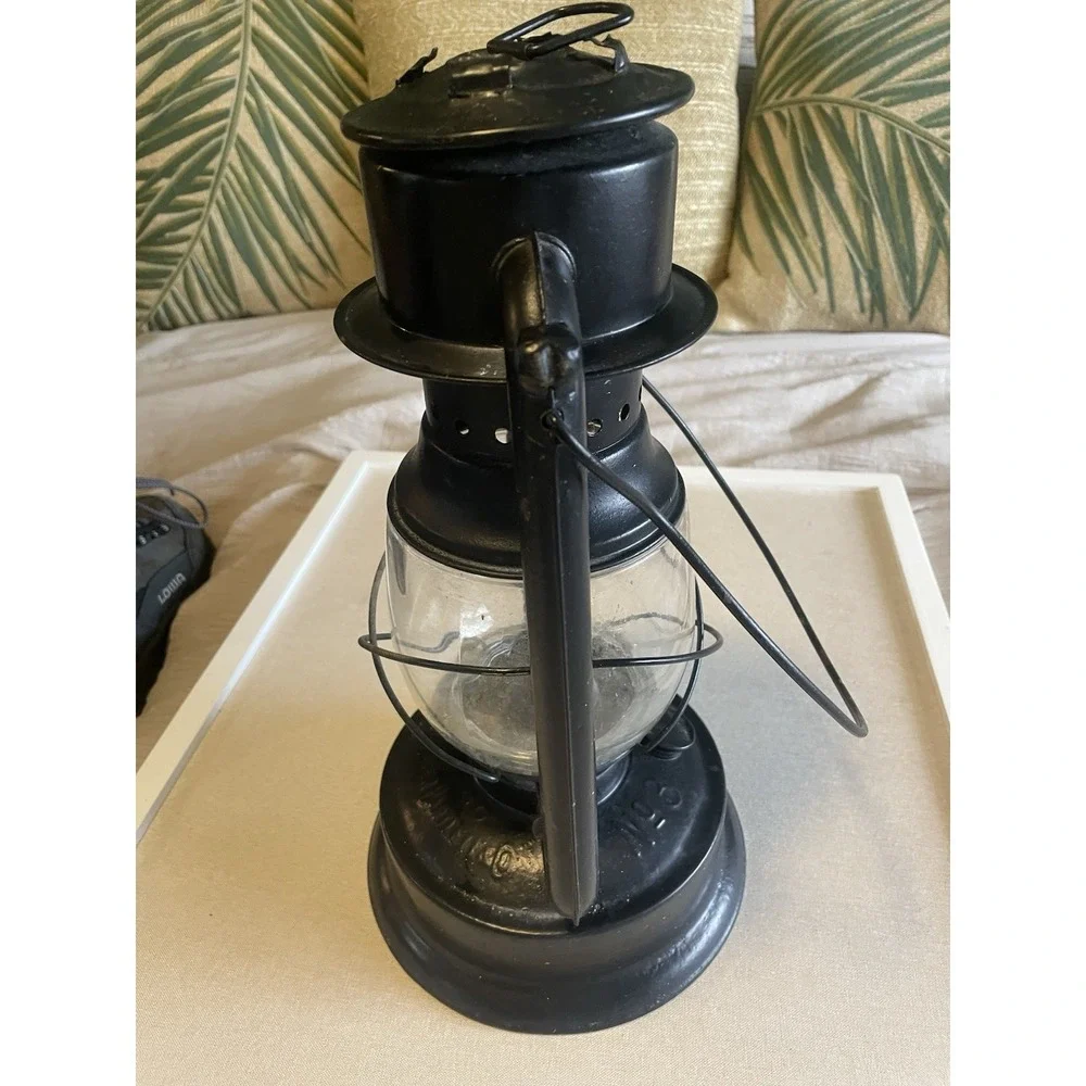 Antique Early Oil Lantern Vtg Hibbard Spencer Bartlett Co Lantern NO3 Lamp Black